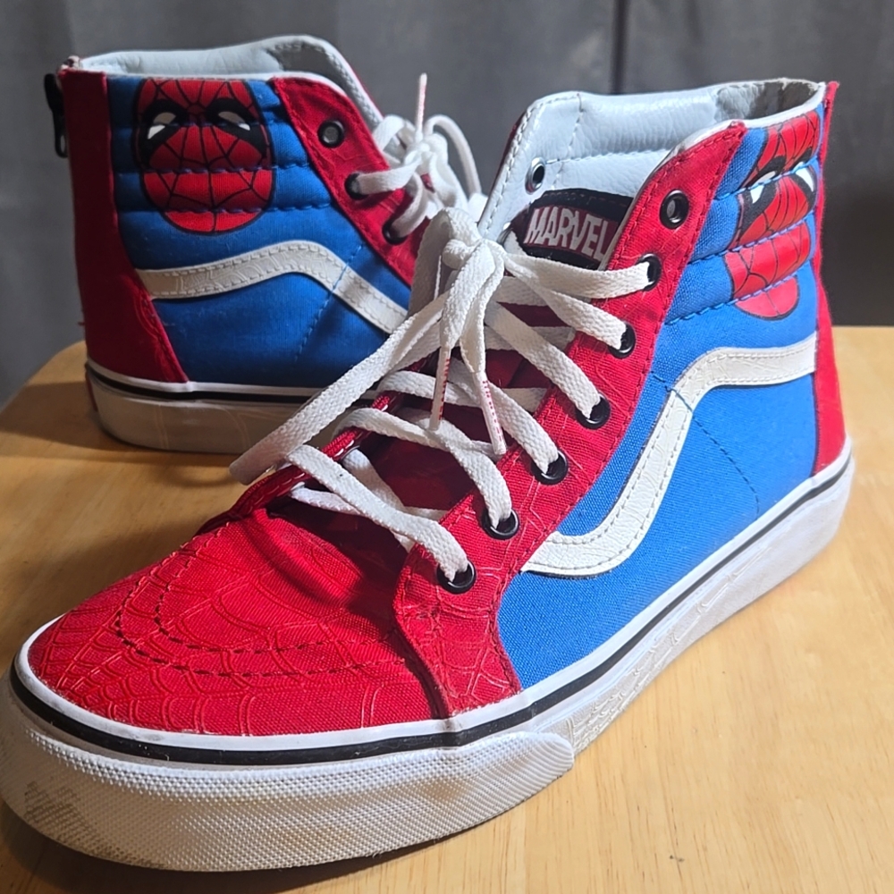 VANS Spiderman BIG KID full cab size 6.5